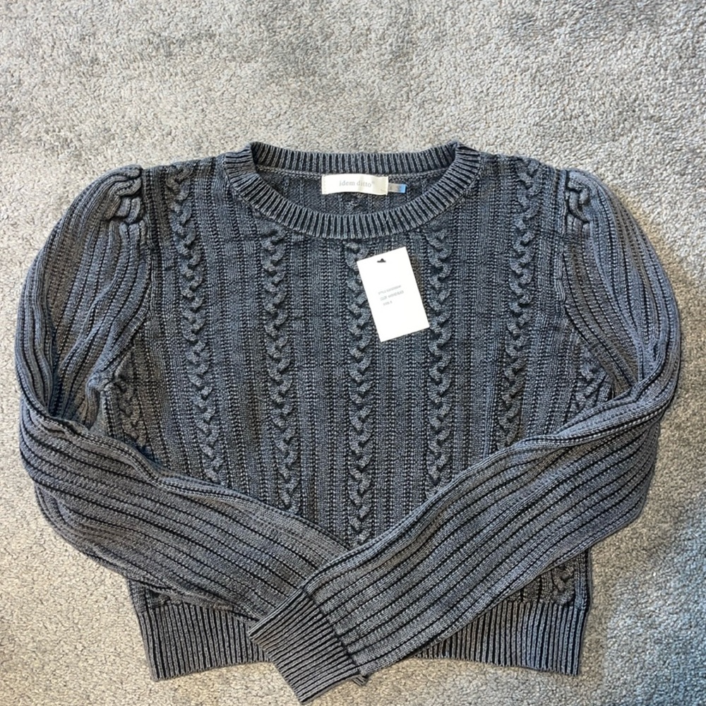NWT Beautiful Sweater